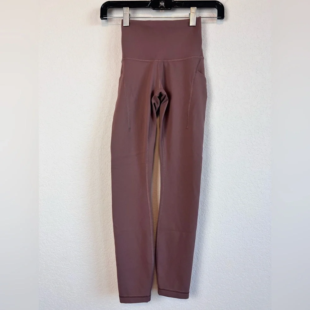 Lululemon Wunder Train High Rise Crop with Pocket size 0